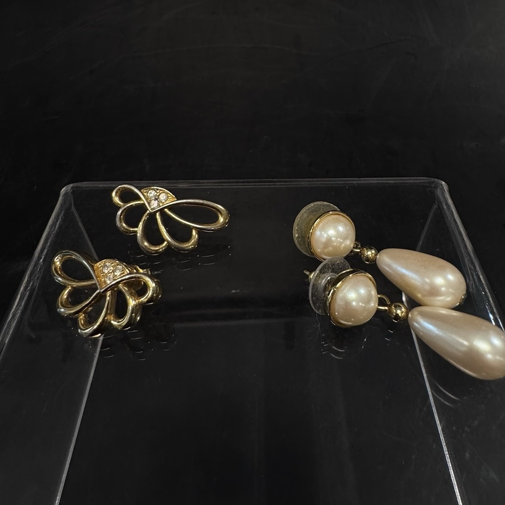 Vintage Retro Costume Jewelry Earrings Gold w Clear Stones &‎ Drop Dangle Pearls